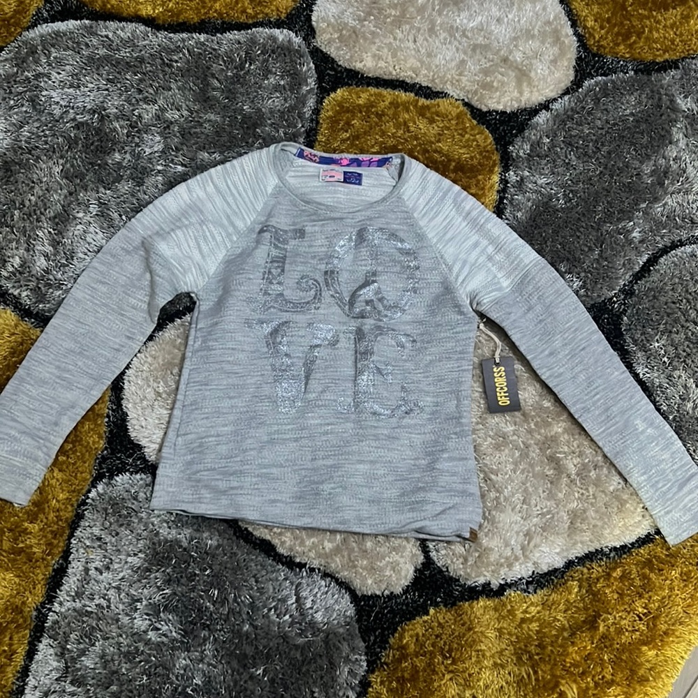 Girls sweatshirt